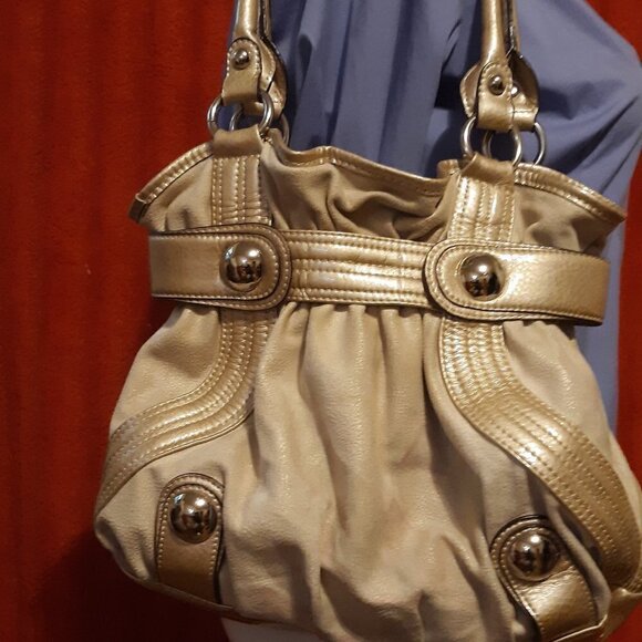 KATHY VAN ZEELAND LEATHER PURSE RICH TAN AND GOLD COLOR